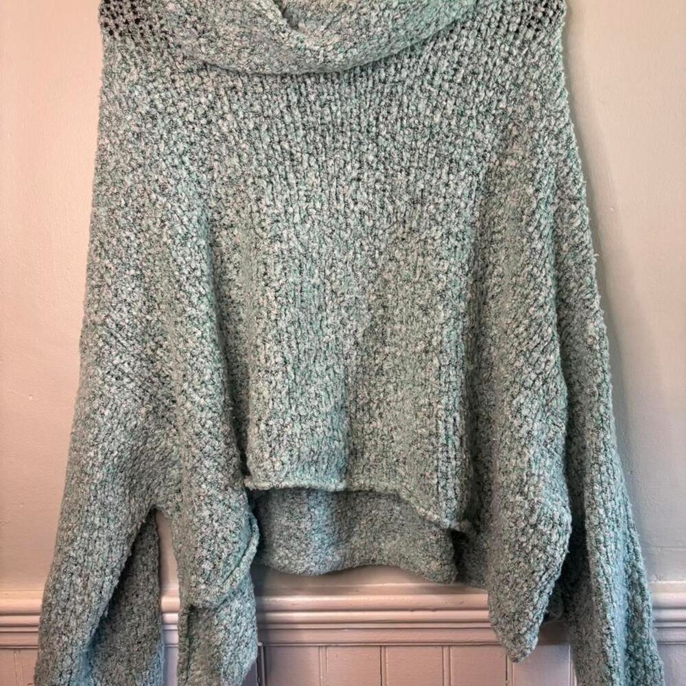 Free People Mint Green Chunky Knit Cowl Neck Sweater Cozy Boho Medium